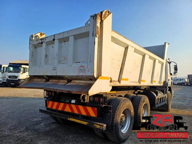 2022 FUSO FJ26.280 10 CUBE TIPPER TRUCK [#11449]